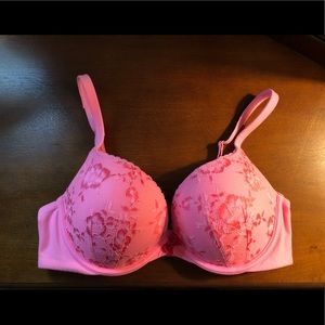 Victoria’s Secret Push-up Lace Bra